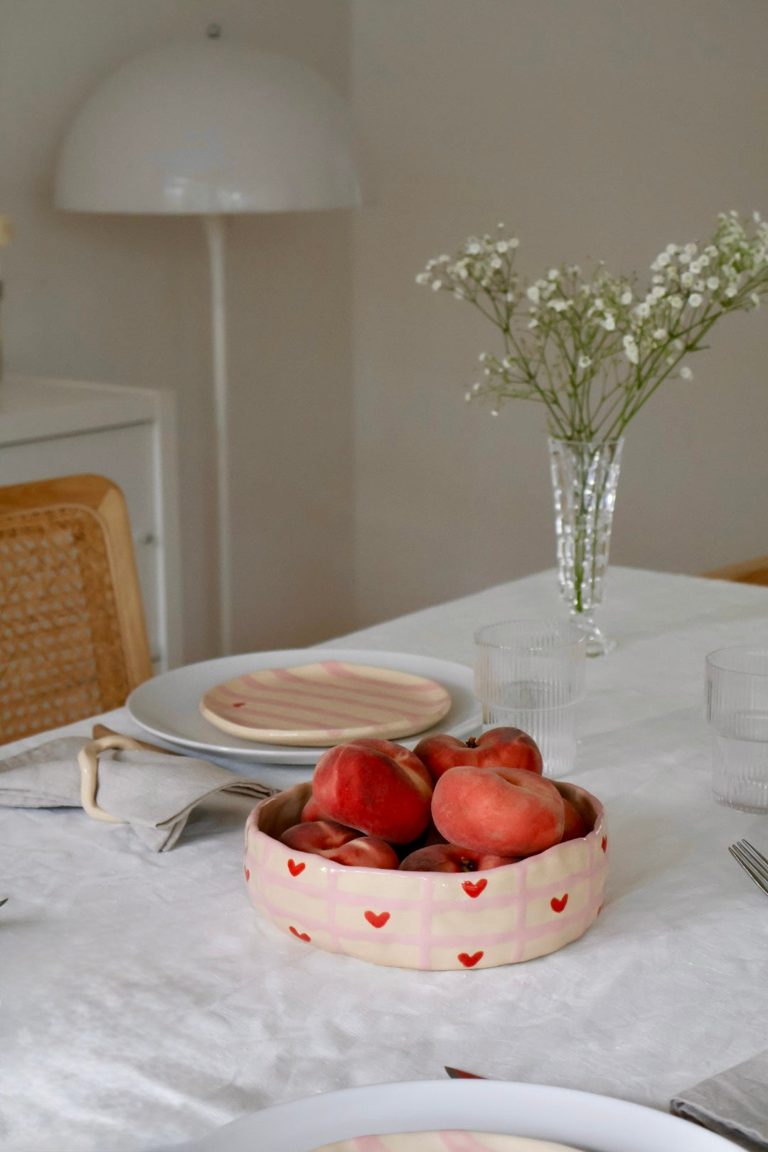 Large bowl - Pink gingham & red hearts