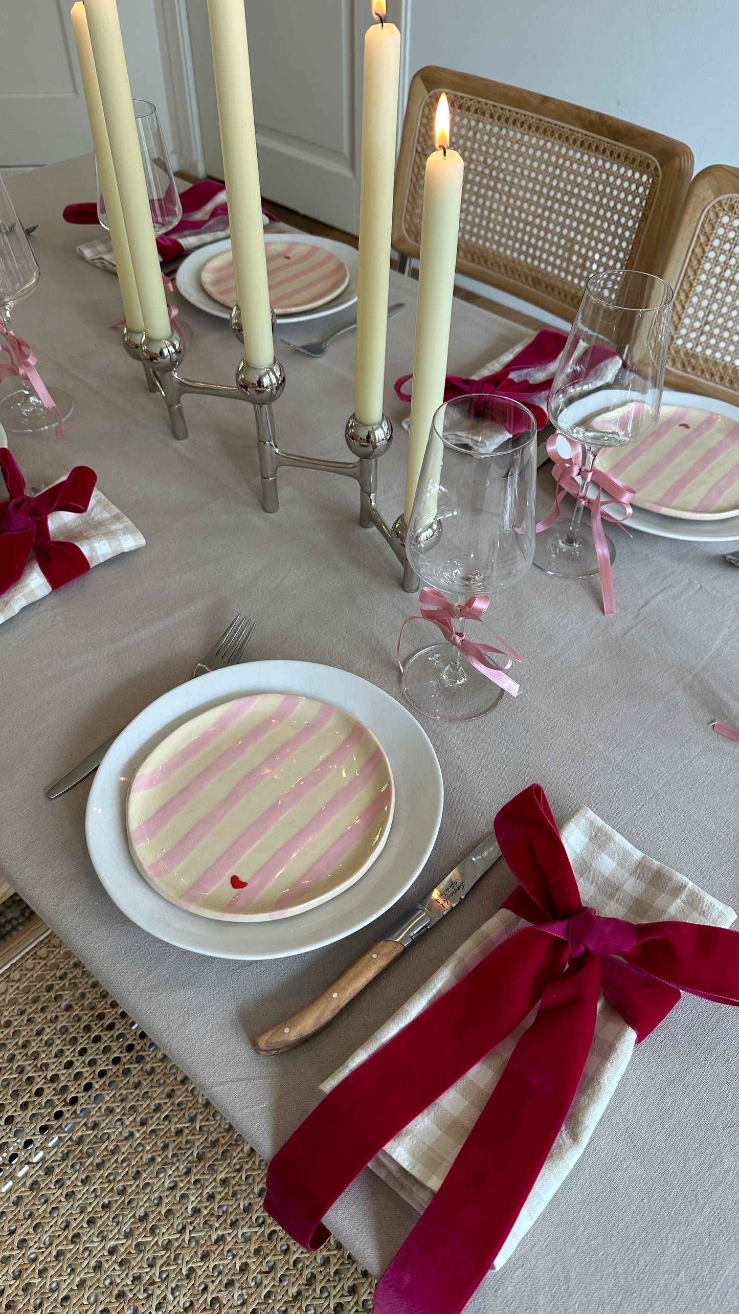 Dessert plate - Pink stripes